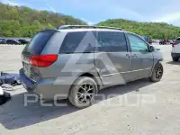 2005 Toyota SIENNA photo