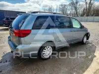 2005 Toyota SIENNA photo