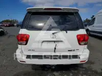 2005 Toyota SEQUOIA фото