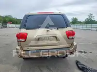 2005 Toyota SEQUOIA фото