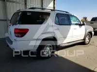 2005 Toyota SEQUOIA фото