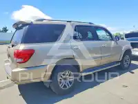 2005 Toyota SEQUOIA photo
