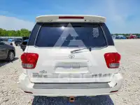 2005 Toyota SEQUOIA фото