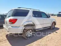 2005 Toyota SEQUOIA фото