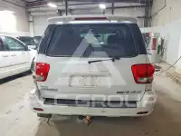 2005 Toyota SEQUOIA фото