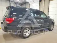 2005 Toyota SEQUOIA photo
