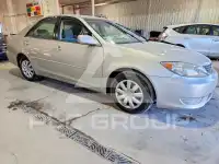 2005 Toyota CAMRY фото