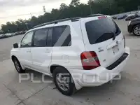 2005 Toyota Highlander photo