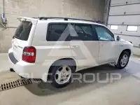2005 Toyota Highlander photo