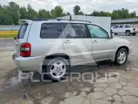 2005 Toyota Highlander photo
