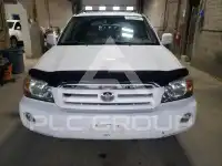 2005 Toyota Highlander photo