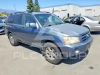 2005 Toyota Highlander photo