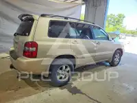 2005 Toyota Highlander photo