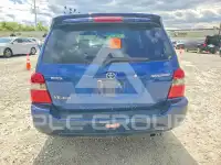 2005 Toyota Highlander photo