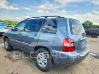 2005 Toyota Highlander photo