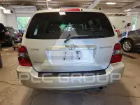 2005 Toyota Highlander photo