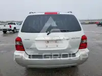 2005 Toyota Highlander photo