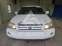 2005 Toyota Highlander photo