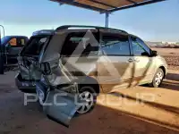 2005 Toyota SIENNA photo