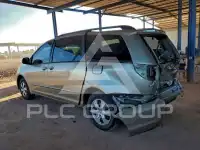 2005 Toyota SIENNA photo