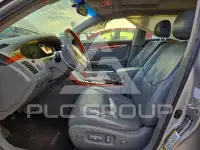2005 Toyota AVALON фото
