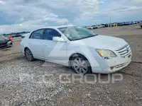 2005 Toyota AVALON фото