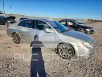 2005 Toyota AVALON photo