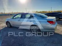 2005 Toyota AVALON photo