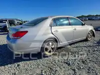 2005 Toyota AVALON photo