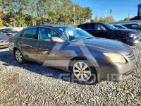 2005 Toyota AVALON фото