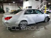 2005 Toyota AVALON фото