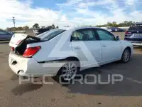 2005 Toyota AVALON фото