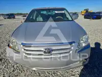 2005 Toyota AVALON photo