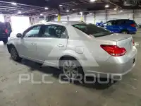 2005 Toyota AVALON фото