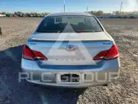 2005 Toyota AVALON photo