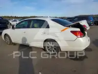 2005 Toyota AVALON фото