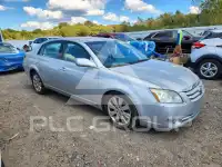2005 Toyota AVALON фото