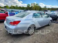 2005 Toyota AVALON фото