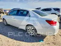 2005 Toyota AVALON фото