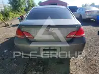 2005 Toyota AVALON photo