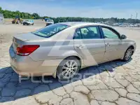 2005 Toyota AVALON фото