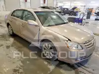 2005 Toyota AVALON photo