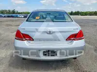 2005 Toyota AVALON фото