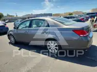 2005 Toyota AVALON фото