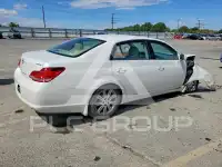 2005 Toyota AVALON фото