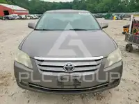 2005 Toyota AVALON фото