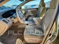 2005 Toyota AVALON фото
