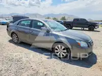 2005 Toyota AVALON фото