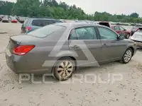 2005 Toyota AVALON фото