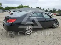 2005 Toyota AVALON photo